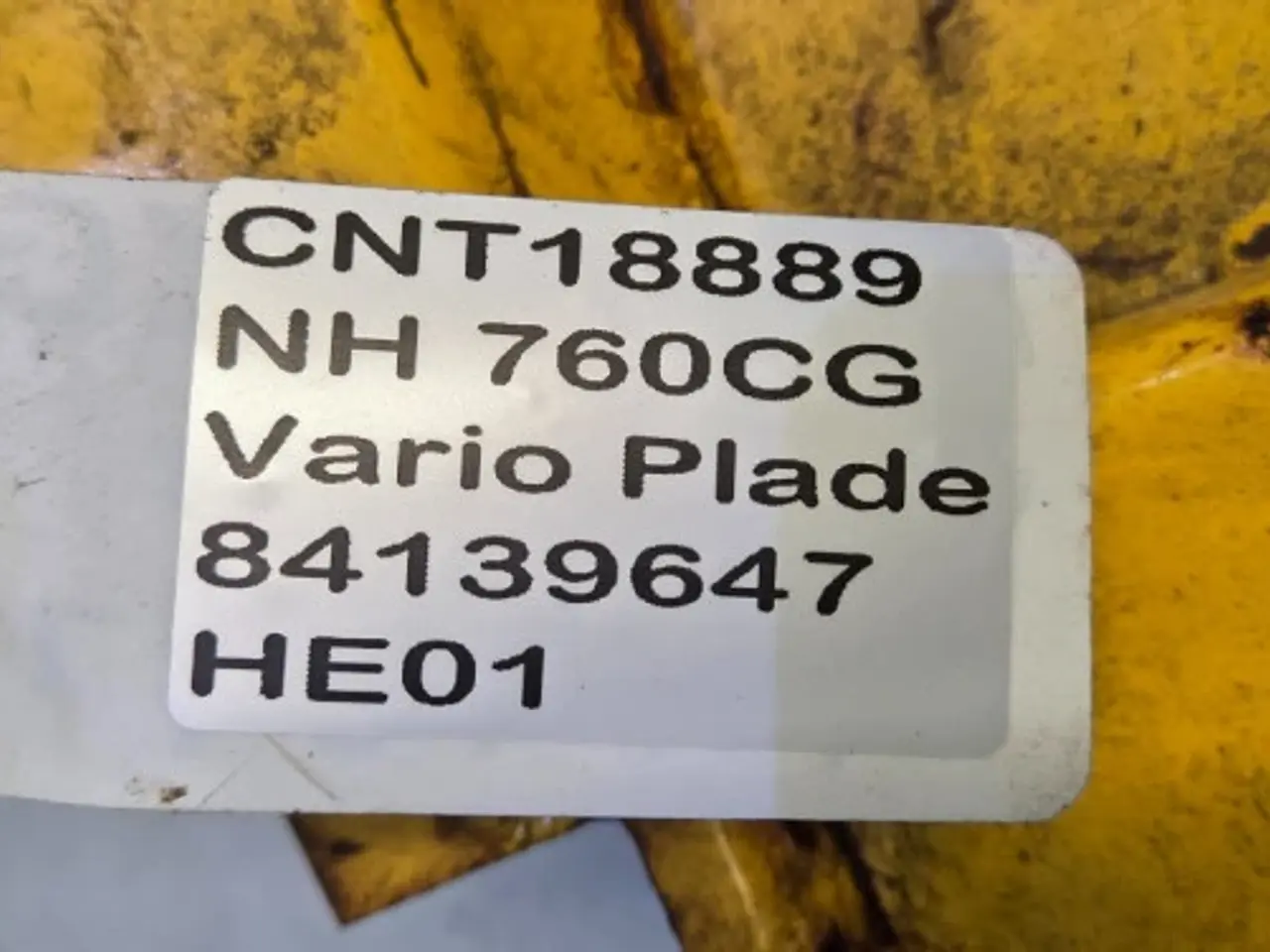 Billede 17 - New Holland 760CG Plade 84139647 