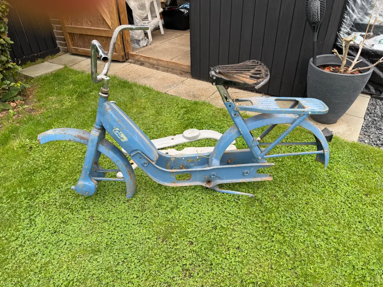 Billede 2 - Sundt Vespa ciao stel