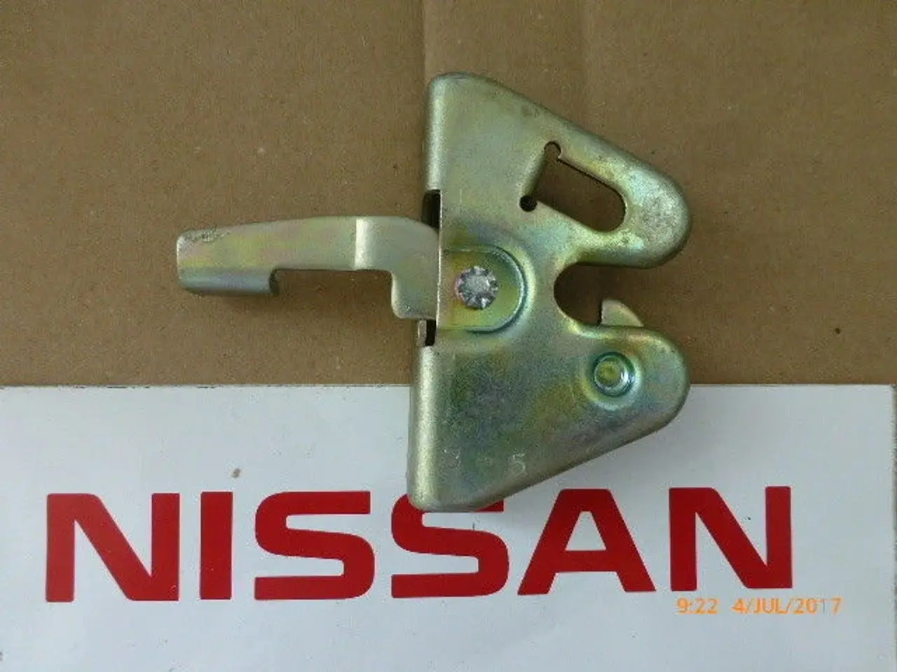 Billede 2 - Låskasse / bagklap Datsun B 110