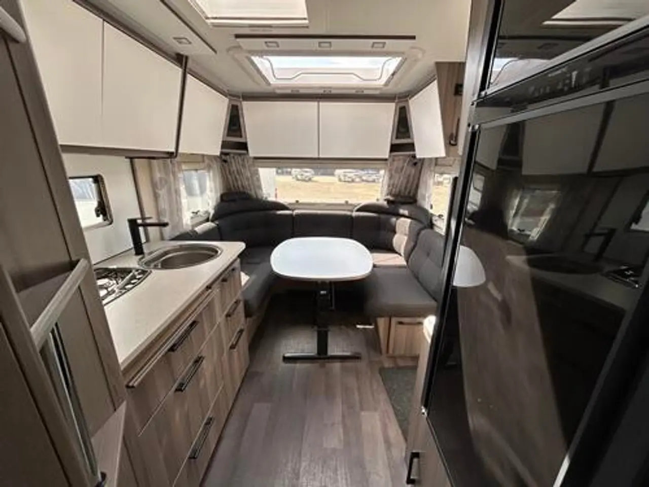 Billede 9 - Kabe Estate 560 GLE