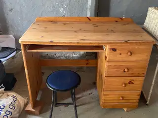 Træ skrivebord