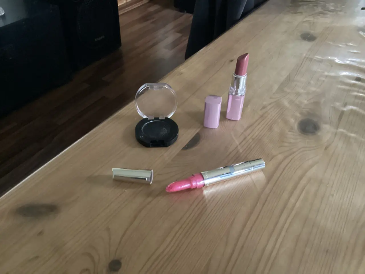 Billede 3 - Nyt Make Up