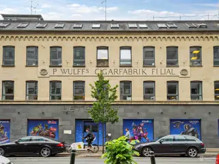 227 m² effektivt storrumskontor i tidligere cigarfabrik centralt på Frederiksberg