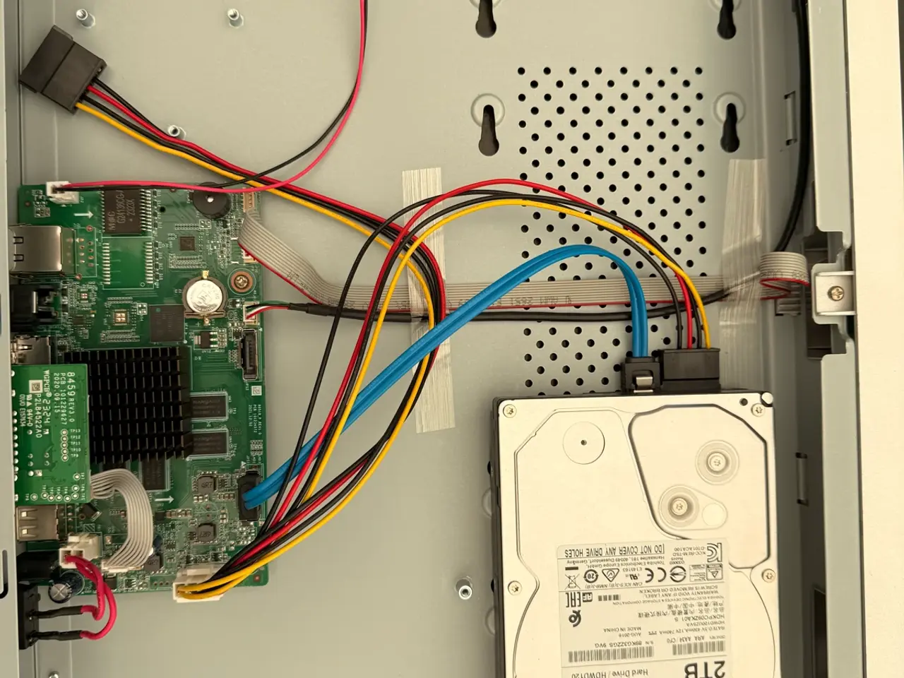 Billede 4 - 5 Hikvision overvågningskameraer med optager
