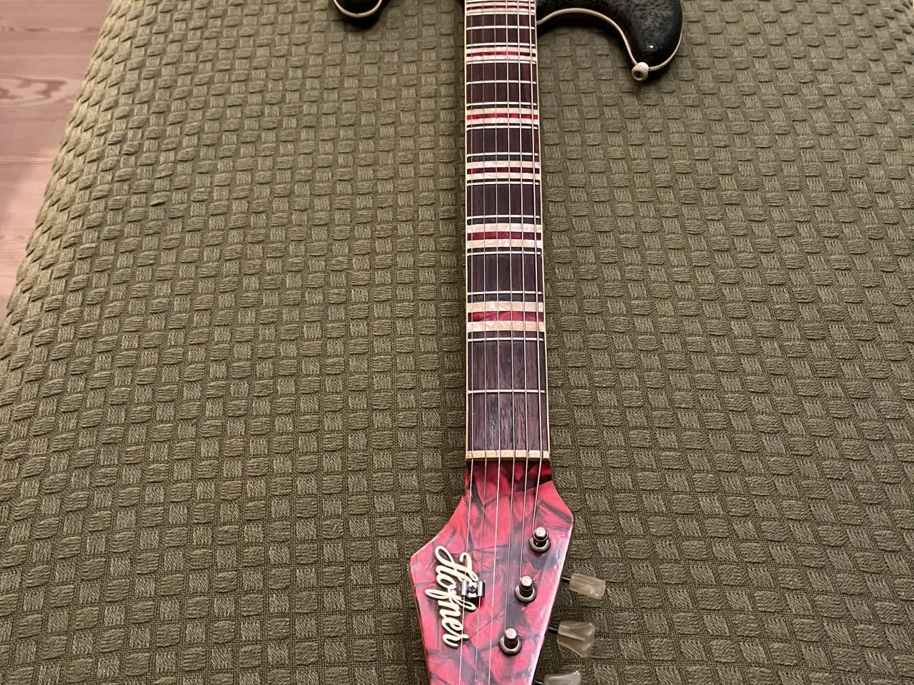 Billede 2 - Höfner 173 “Brokat” vinyl finish