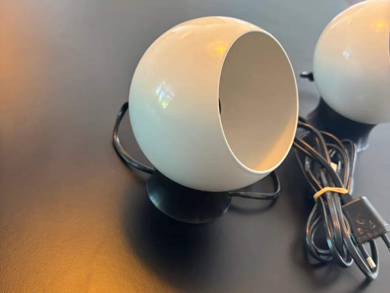 Billede 5 - Originale Benny Frandsen Ball magnetlamper – 2 stk