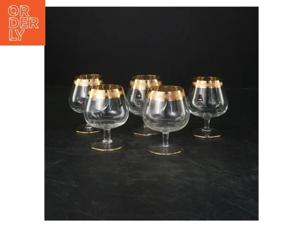 Billede 1 - Klassiske glas med guldkant (str. 5 styk. ø. 4,5 cm. længde, 8,5 cm)