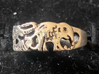 * Sød fingerring med elefanter - i Tibetansk Sølv