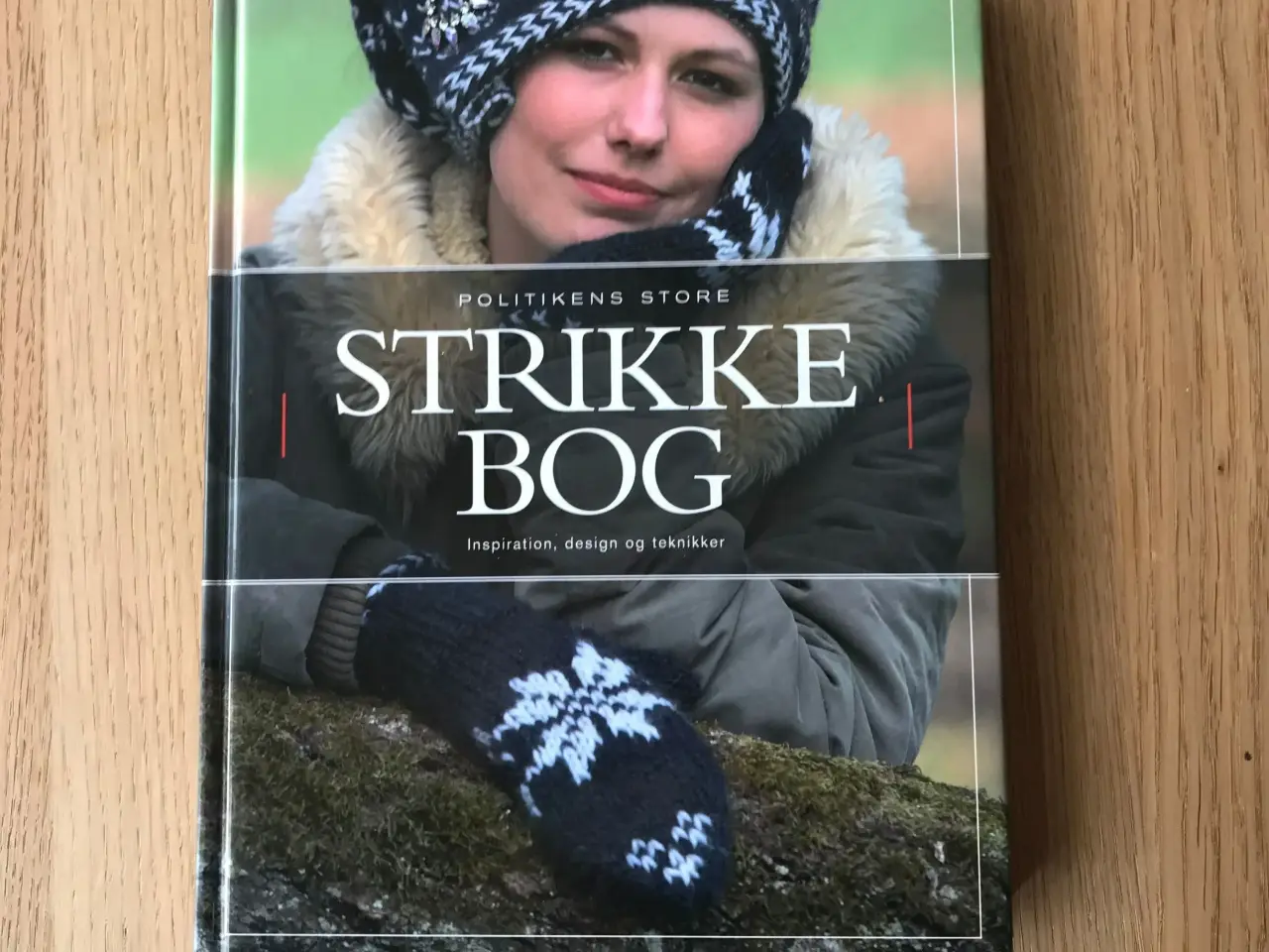 Billede 1 - Politikens Store Strikkebog