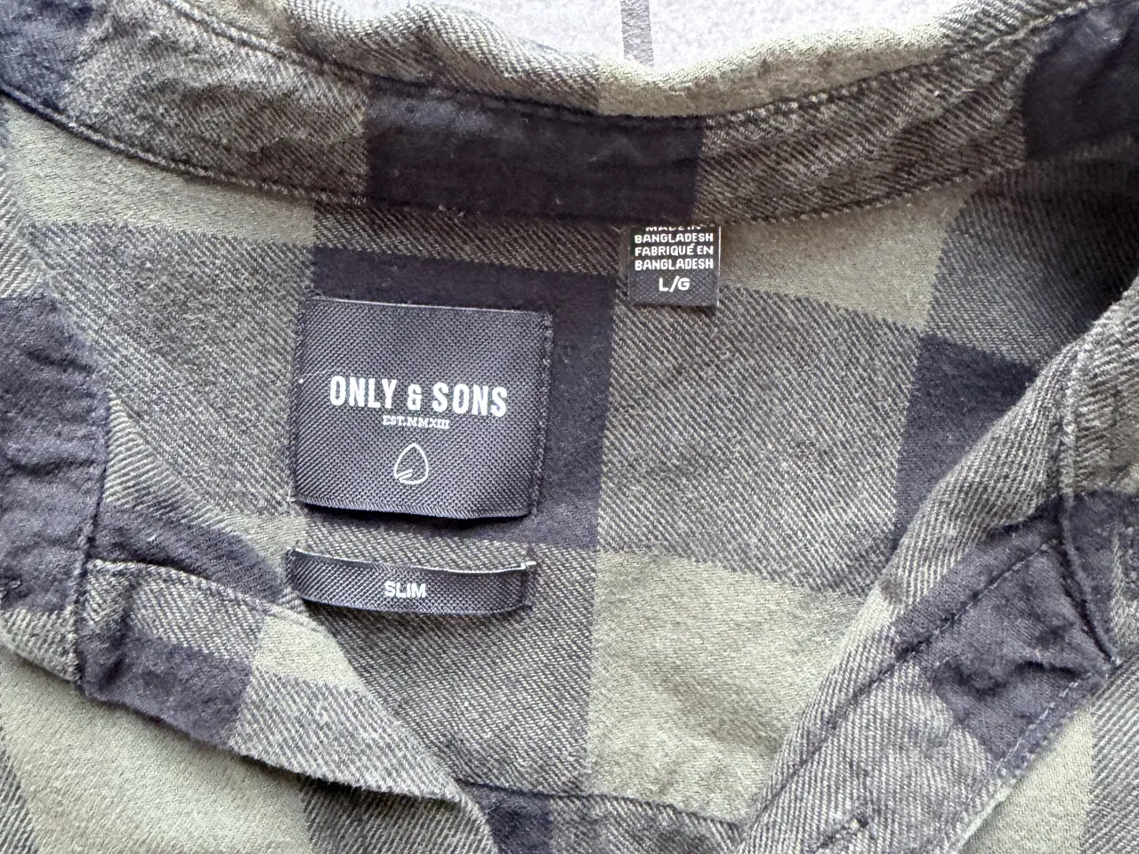Billede 2 - Only & Sons skjorte str, L