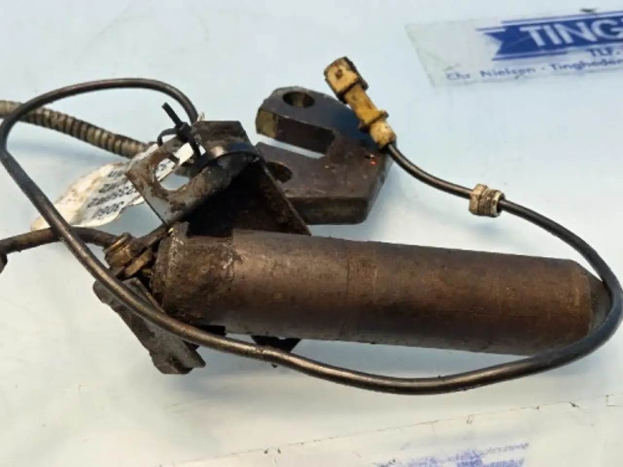 Billede 2 - Massey Ferguson 3060 Sensor Pin 3382356M2