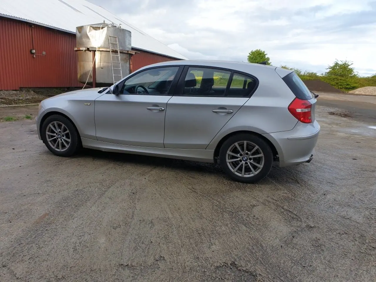 Billede 9 - Bmw 1 serie 118i. 2007 143 Hk benzin  Forbrug. 16,