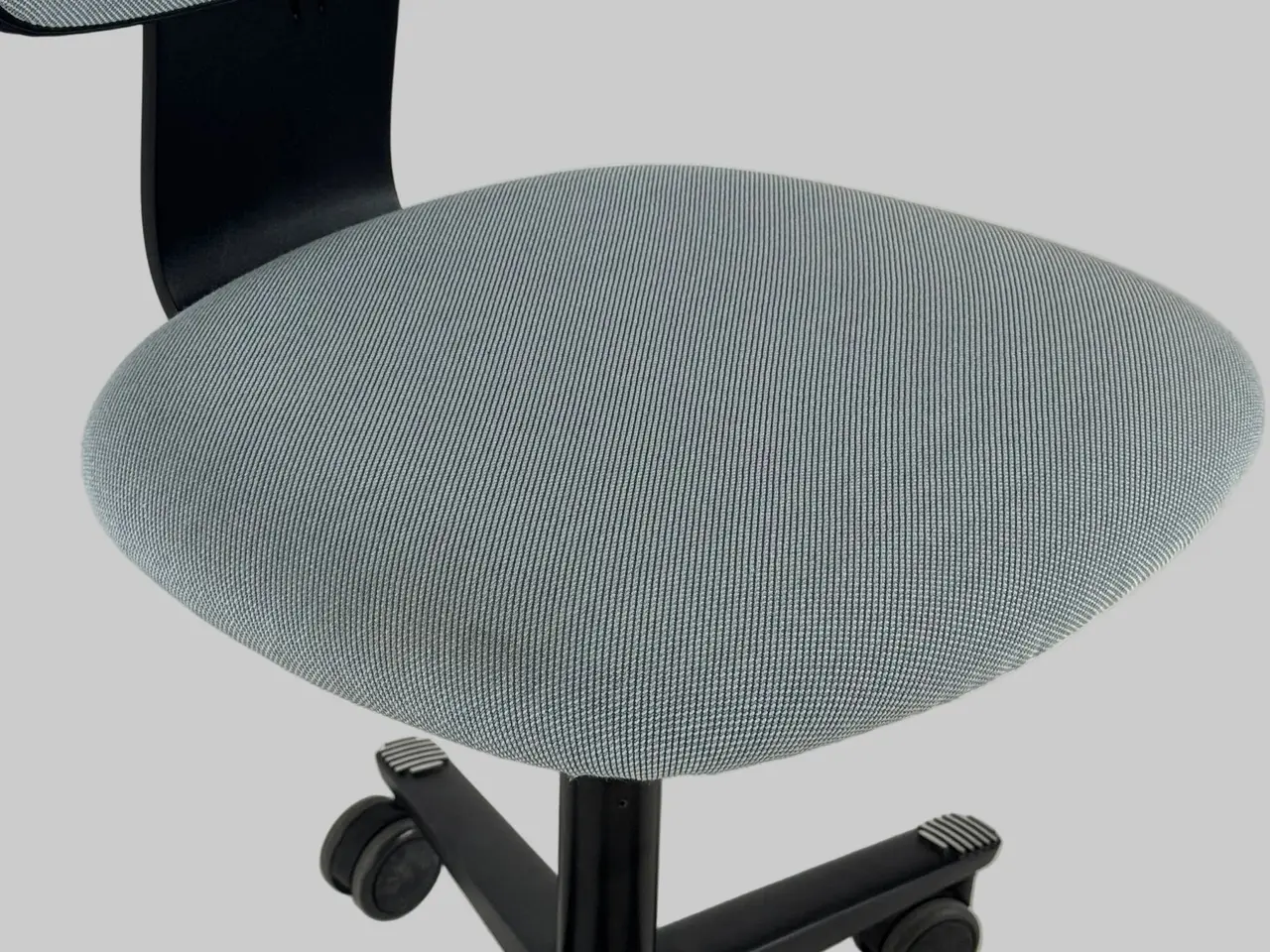 Billede 6 - Håg Tion Stol + IKEA BEKANT Hæve/sænkebord – Lyseblå/Sort