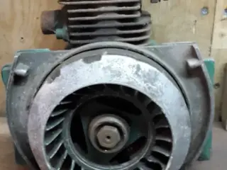 Cylinder 