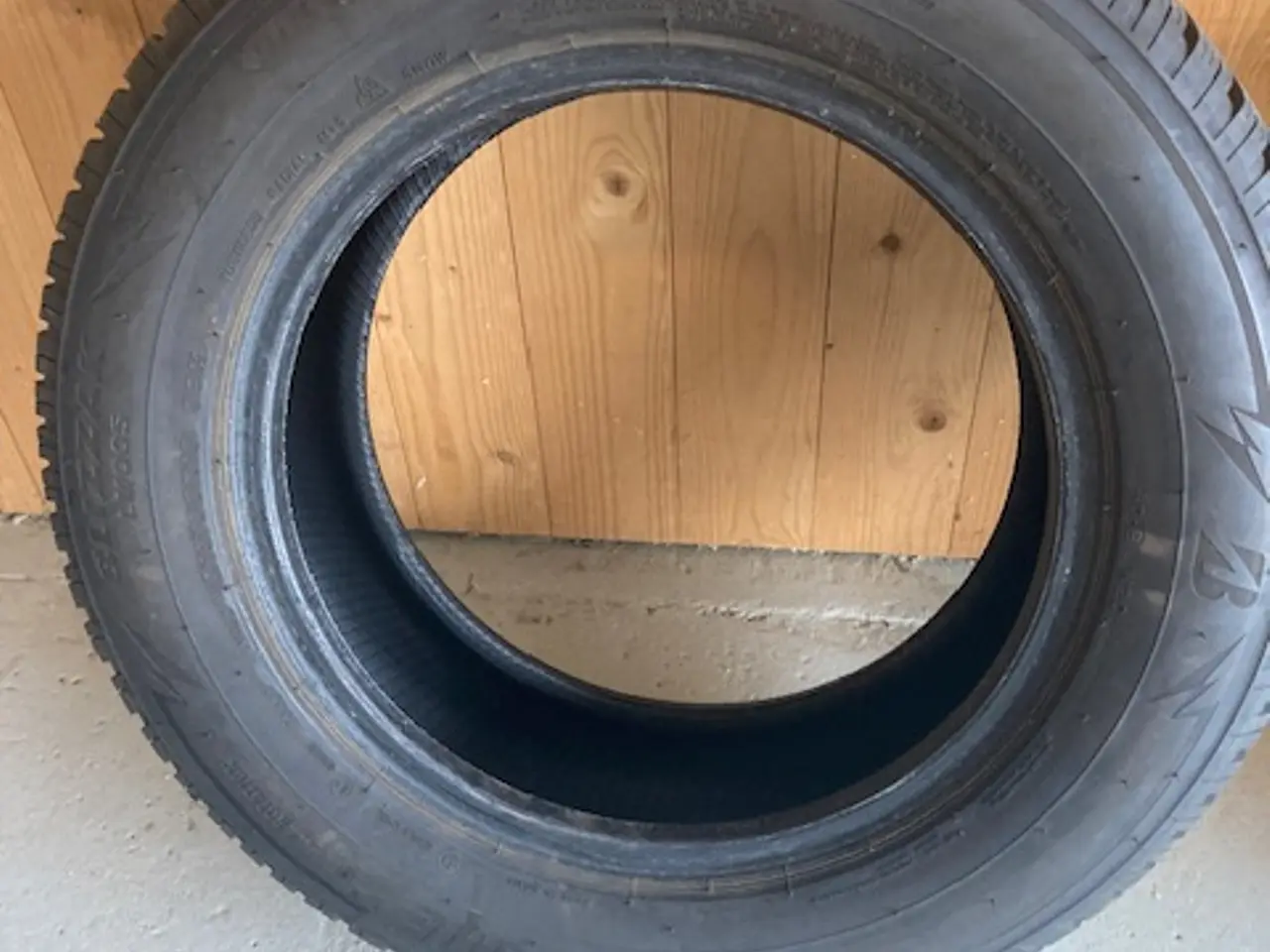 Billede 1 - Rigtig fine Bridgestone vinterdæk