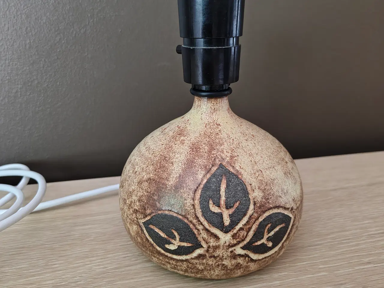 Billede 1 - Lille fin keramik bordlampe