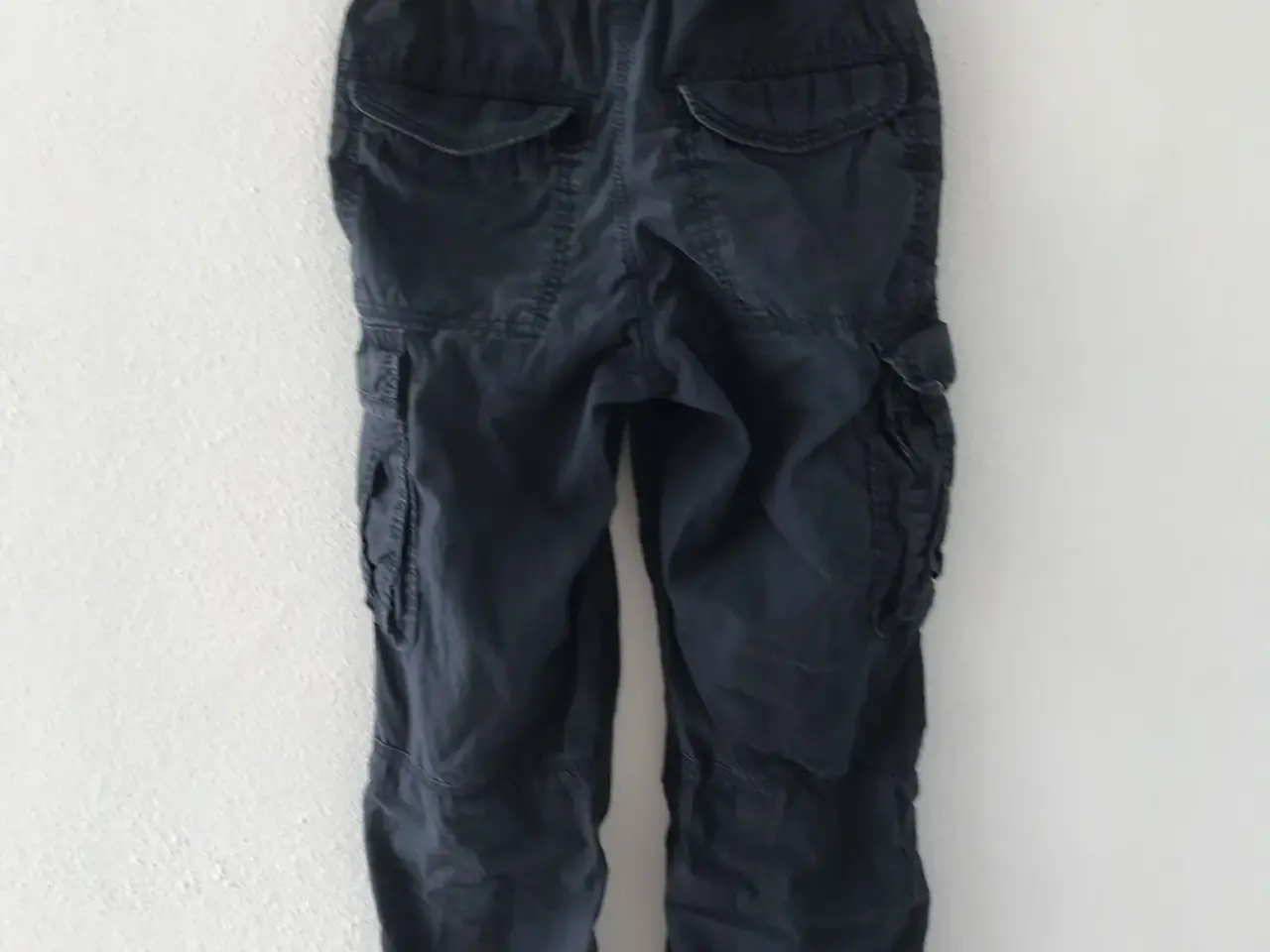 Billede 2 - Bukser/knickers str.128