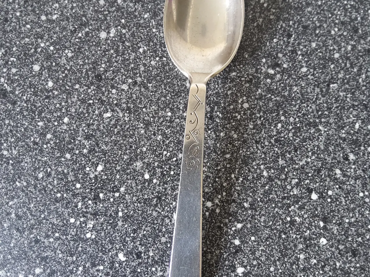 Billede 3 - Spiseske med flot mønster. fra 1933.