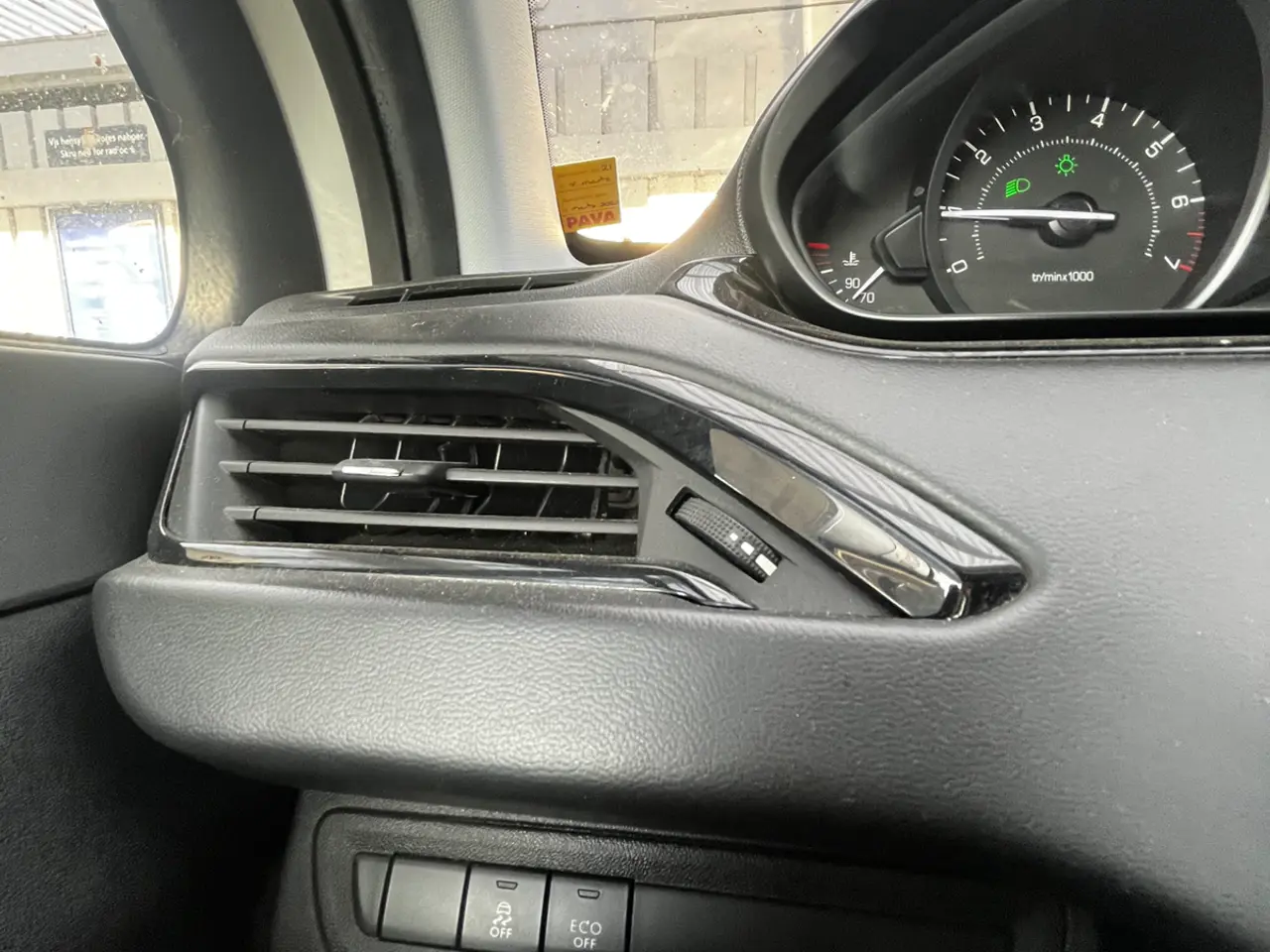 Billede 11 - Peugeot 208 1,2 e-VTi 82 Active ESG