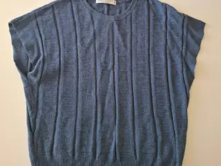 Strikket vest fra Skovhuus