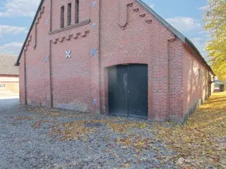 Rigtig fint lokale i muret bygning. Ledigt fra 1.1.27