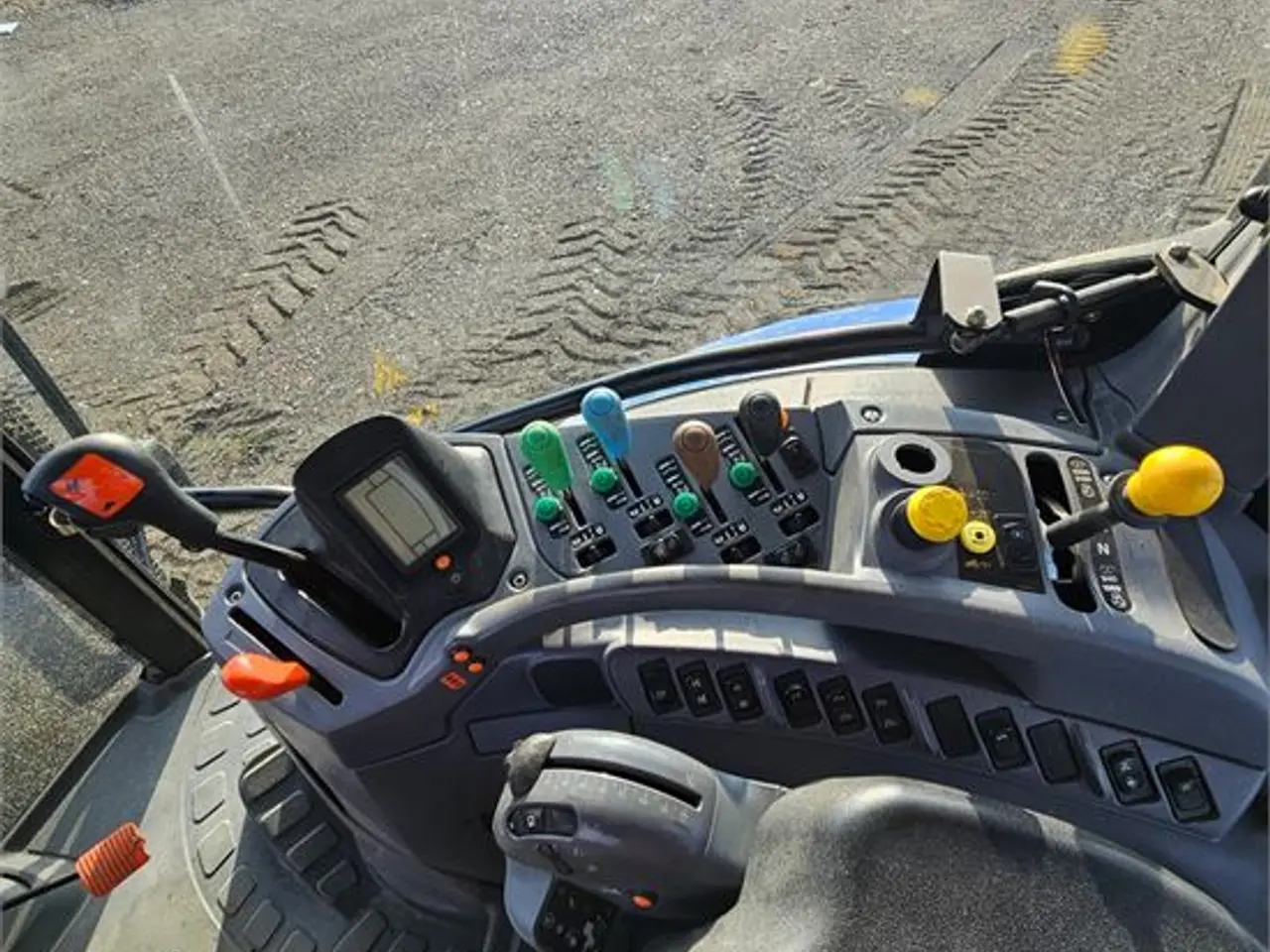 Billede 11 - New Holland TS135A PLUS - 135 HK