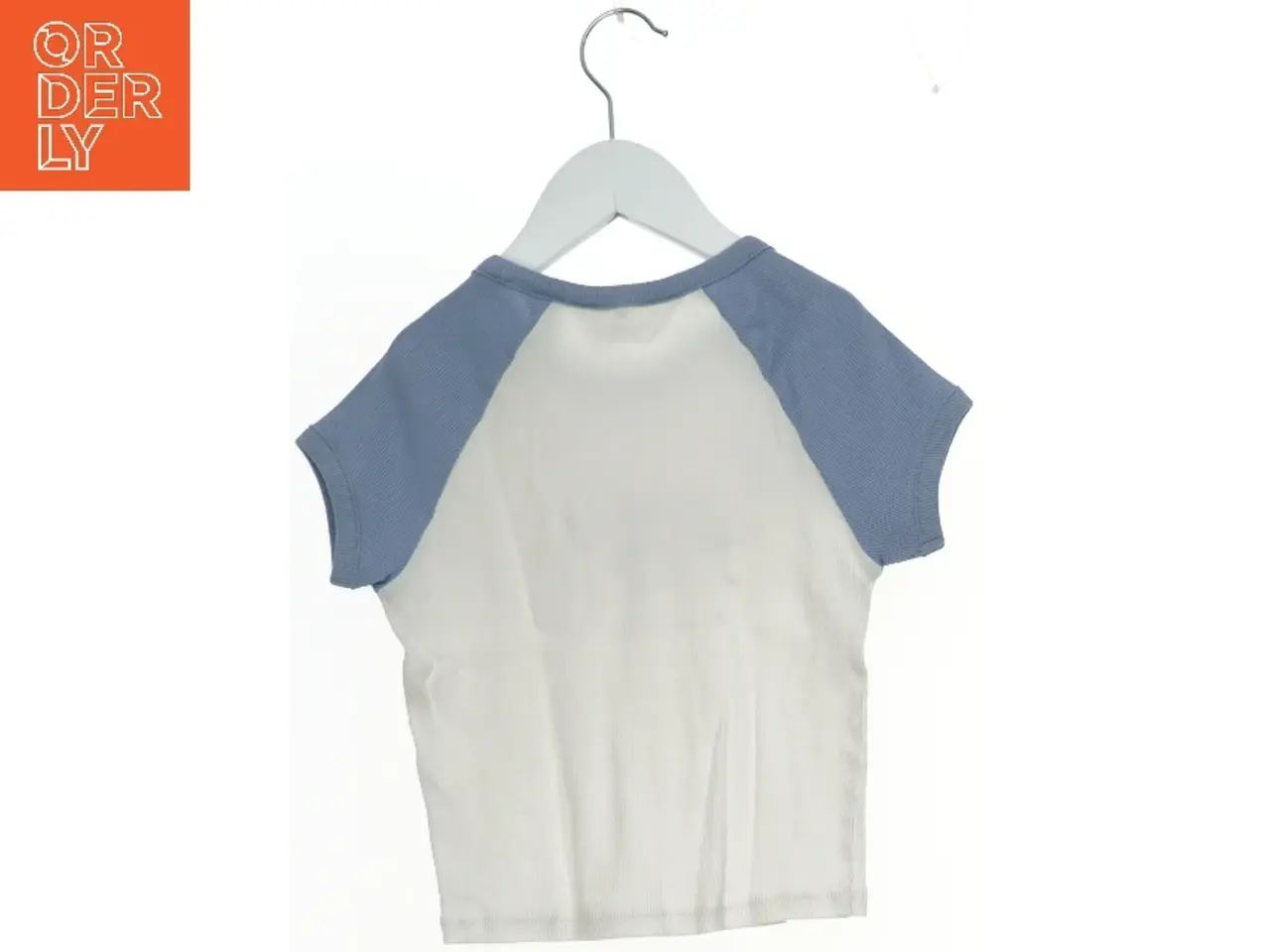 Billede 2 - Disney T-shirt med Mickey Mouse motiv fra H&M (str. 134)
