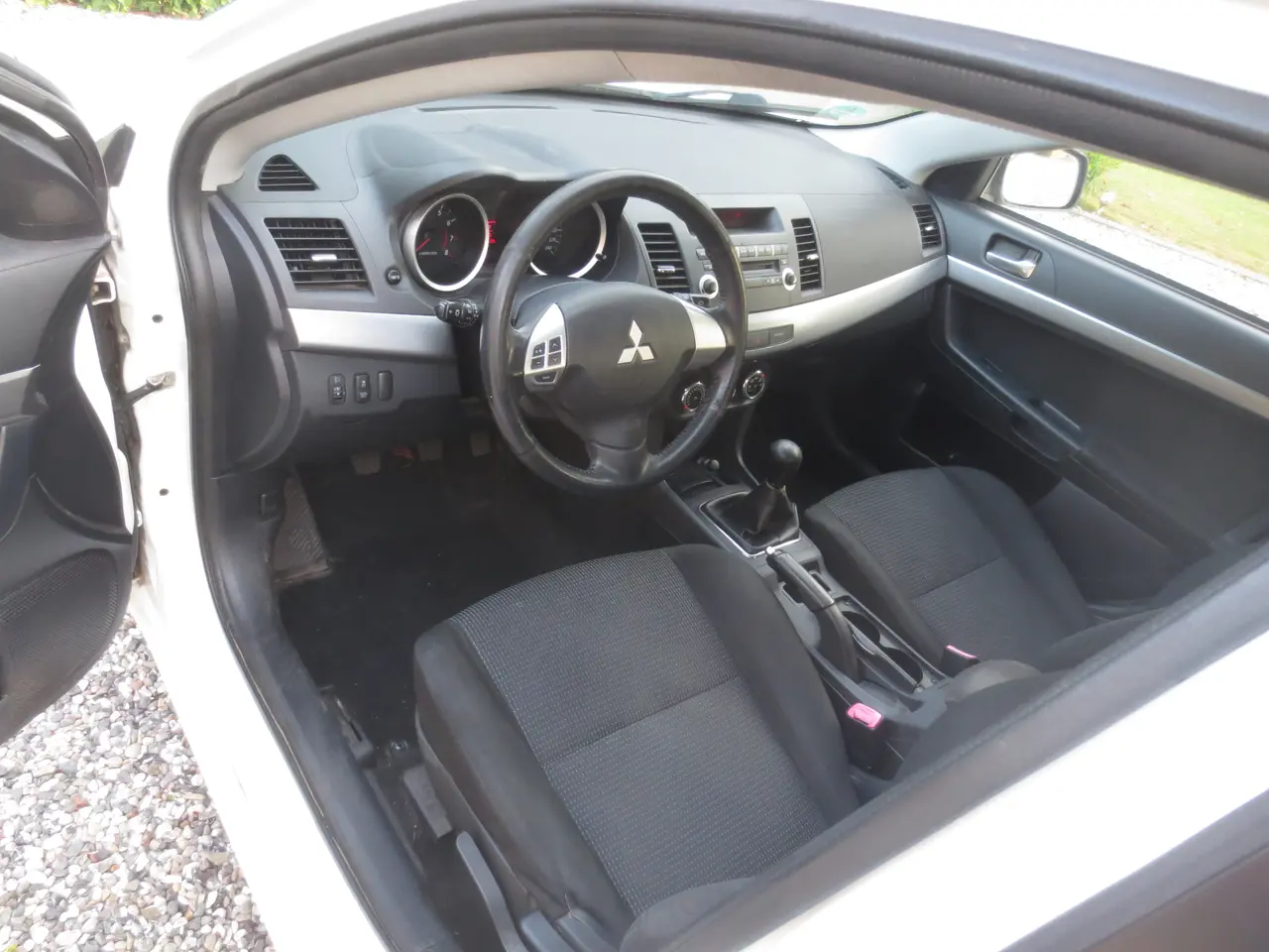 Billede 17 - Mitsubishi Lancer 1.6 i År 12. Synet 2/26.