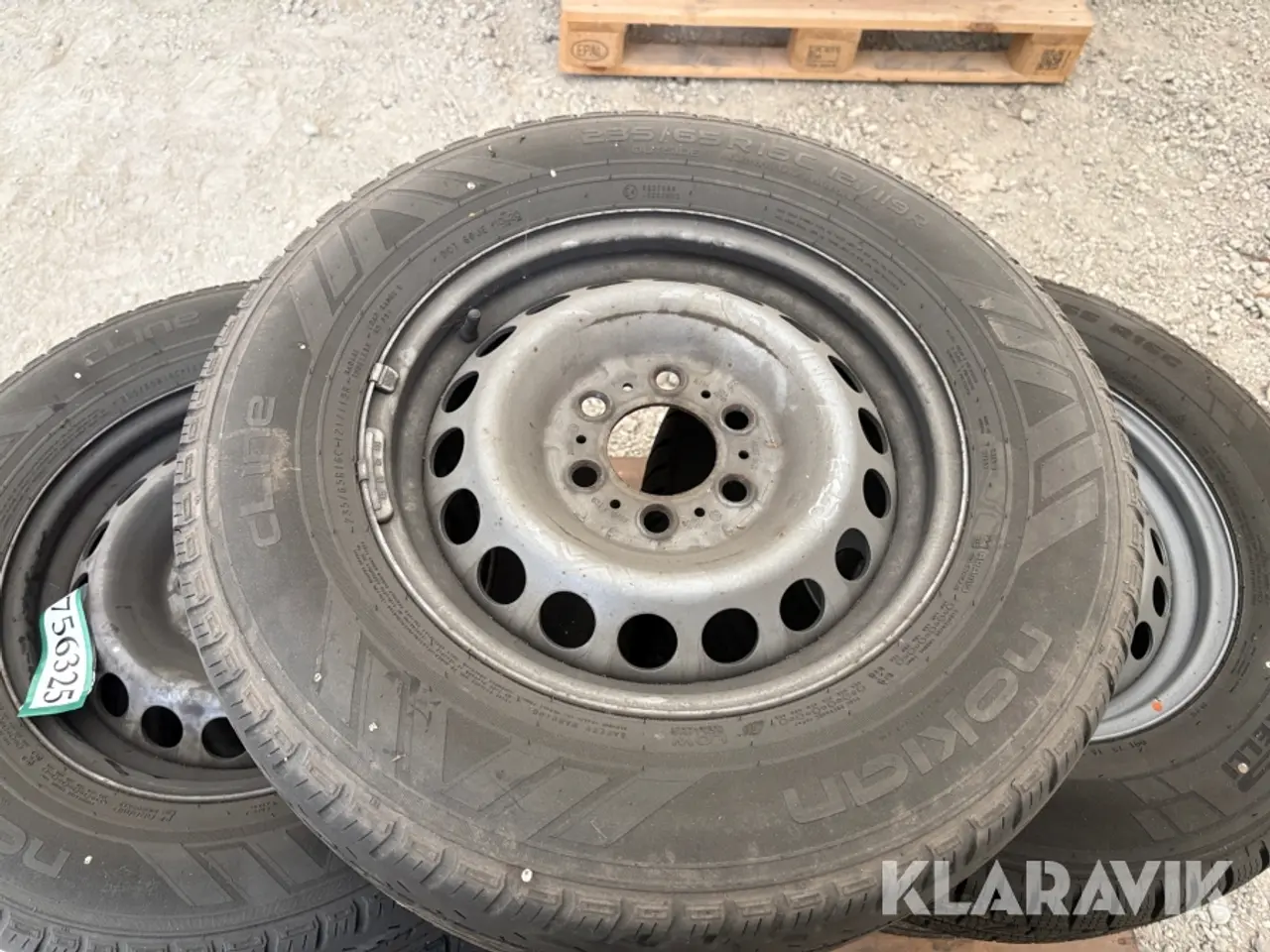 Billede 5 - Dæk Nokian/Pirelli 235/65R16C - 5 styk
