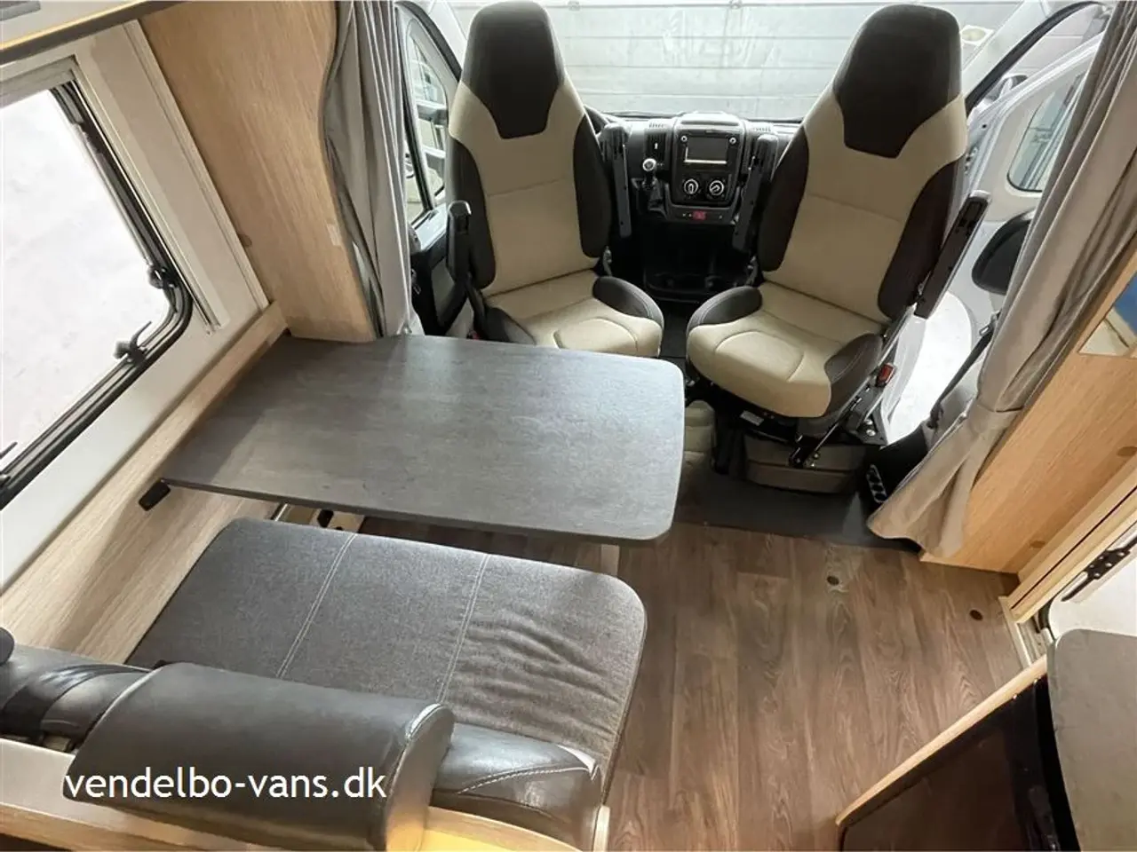 Billede 5 - 2019 - SunLight T 58   Nem og handy under 6 meter længde