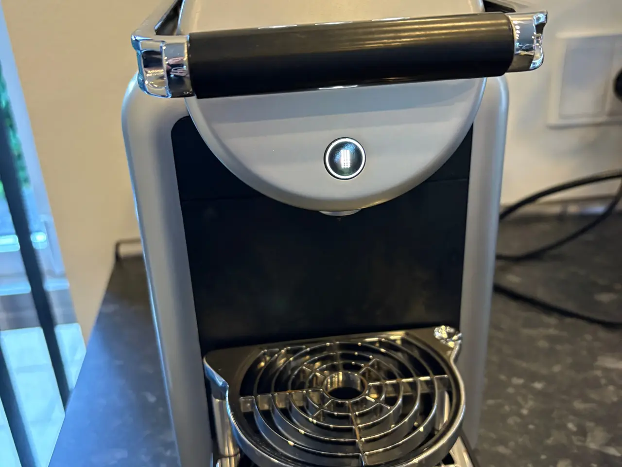 Billede 1 - Nespresso 9737 kapsel kaffemaskine