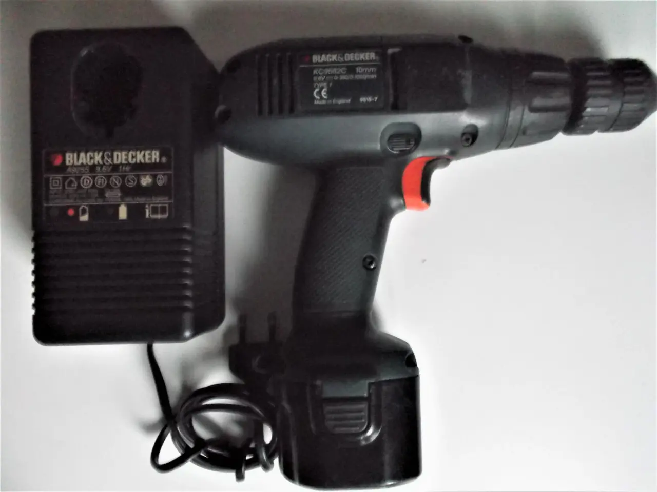 Billede 1 - Black & Decker KC9682C slagbore- og skruemaskine