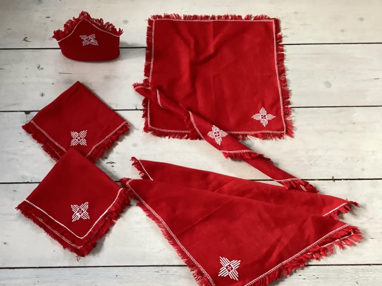 Billede 1 - 7 styk stof servietter med julemotiv