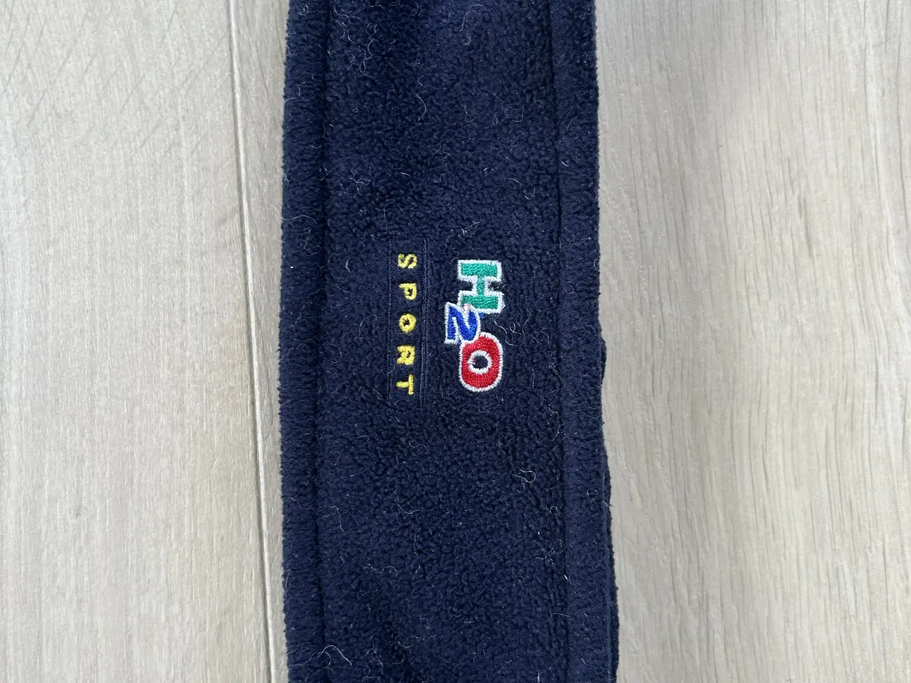 Billede 3 - Fleece trøje og H2O pandebånd