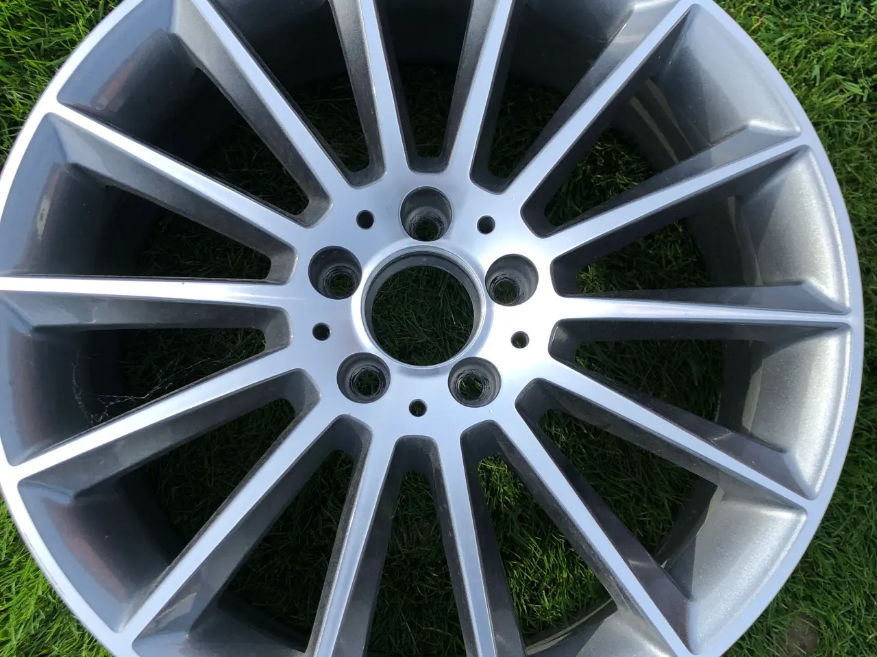 Billede 1 - Mercedes AMG alufælg
