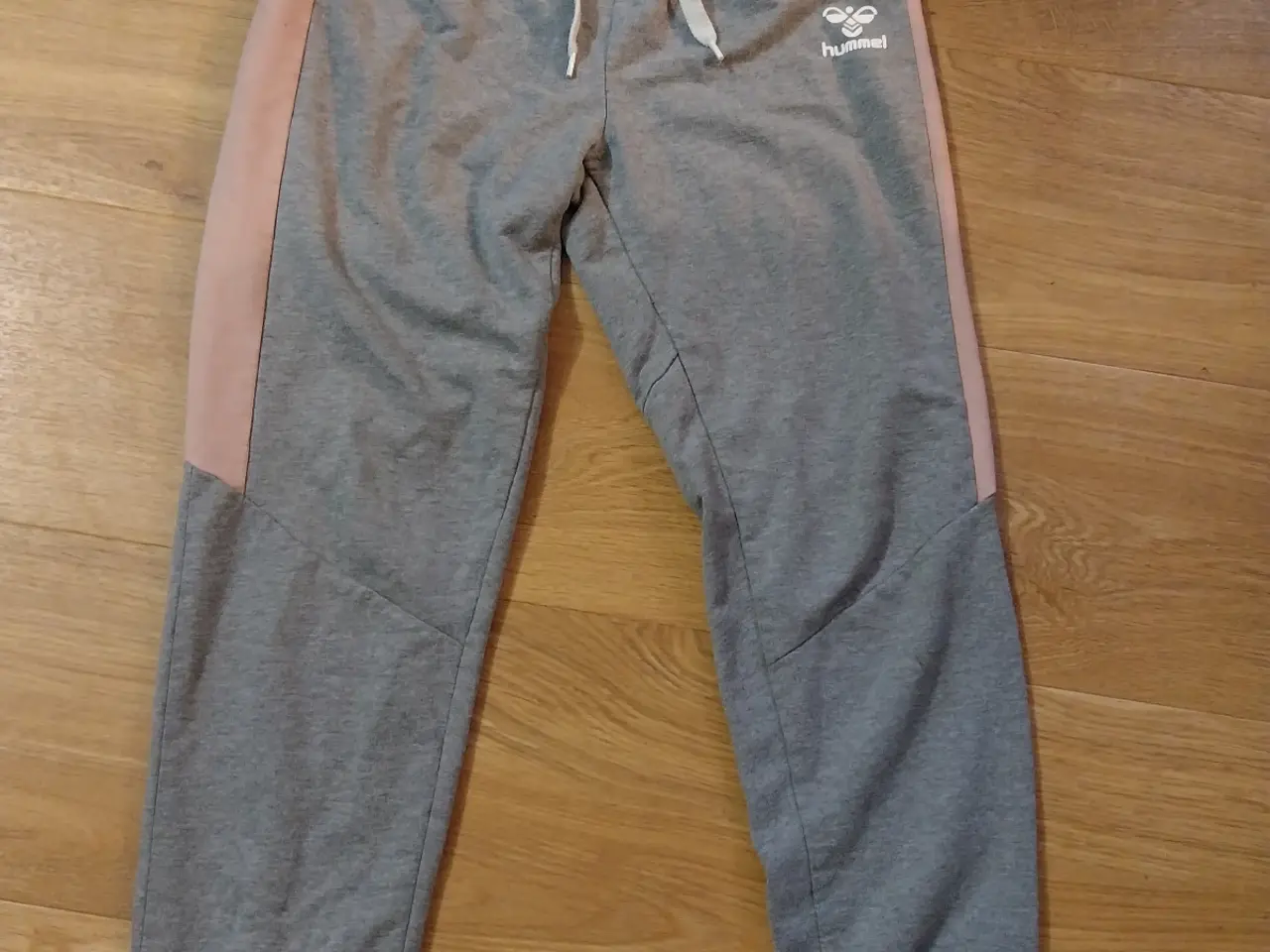 Billede 2 - Hummel bukser str. 140