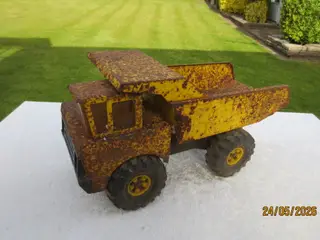 1 stk Modelbil Tonka Dumper