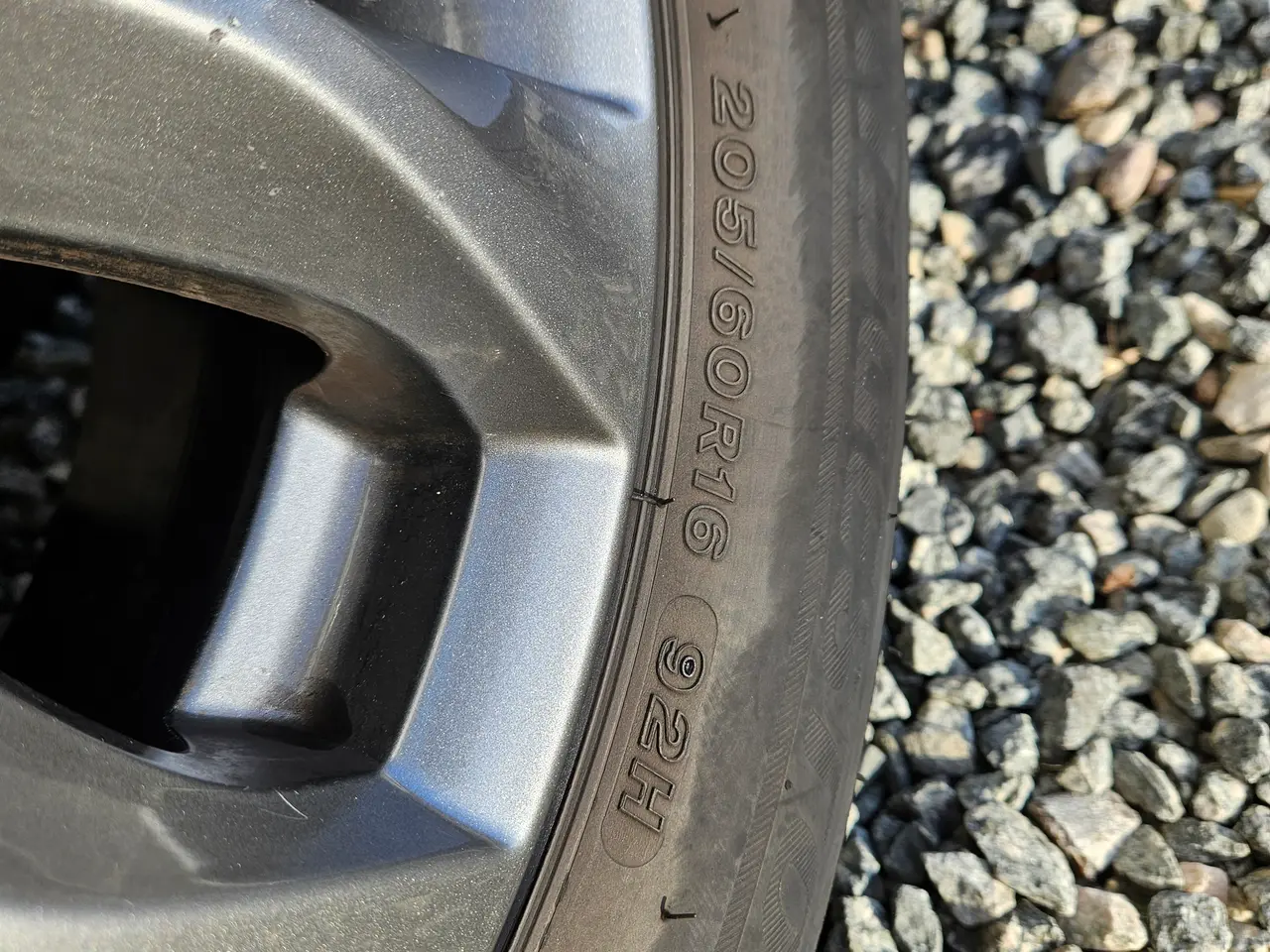 Billede 6 - Originale 16" Mazda fælge.