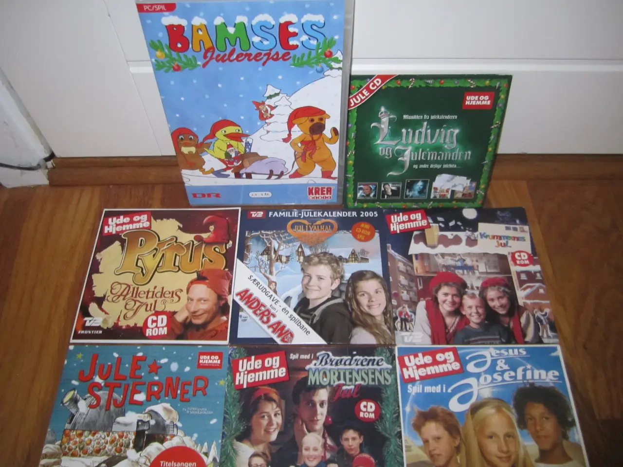 Billede 3 - SÅ ER DET JUL IGEN. BYD.