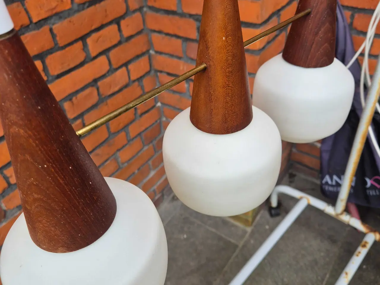 Billede 13 - Retrolampe med tre på stribe