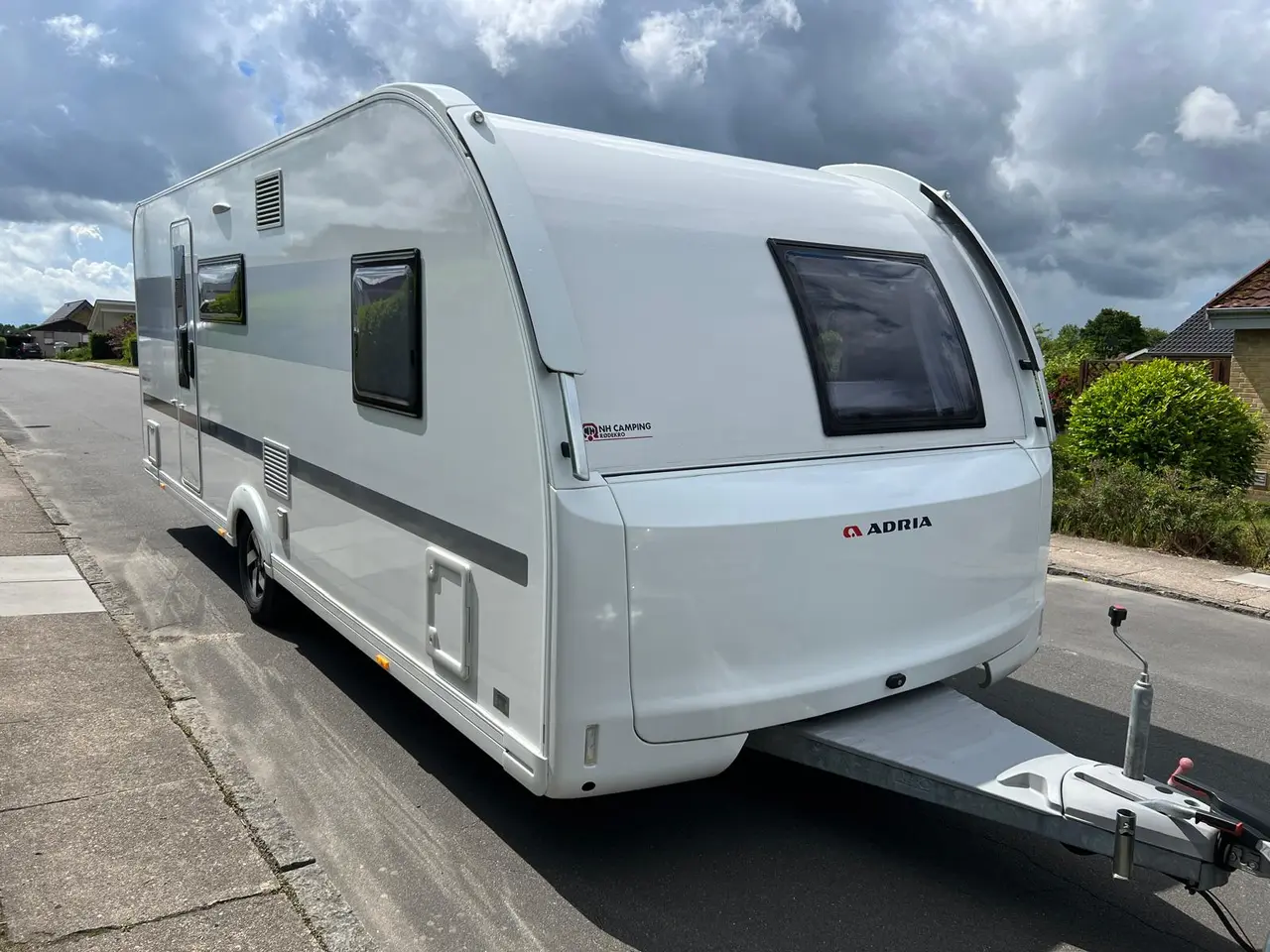 Billede 2 - 2022 Adria Adora 613PK Teen. ALT TILBEHØR