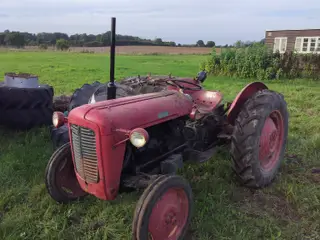 Billigt udsalg små maskiner, tilbehør og værktøj.