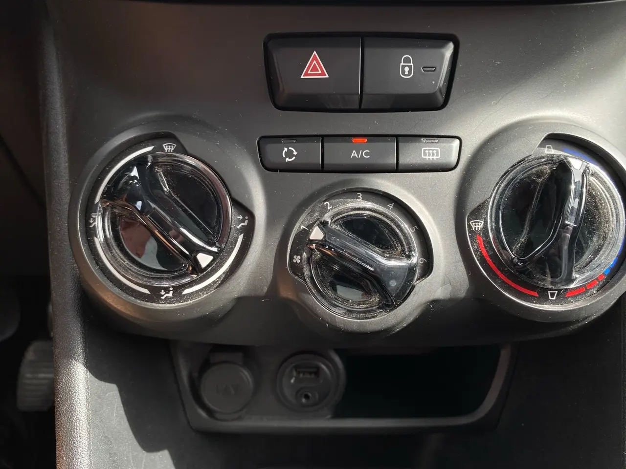 Billede 15 - Peugeot 2008 1,2 VTi Active Sky 82HK