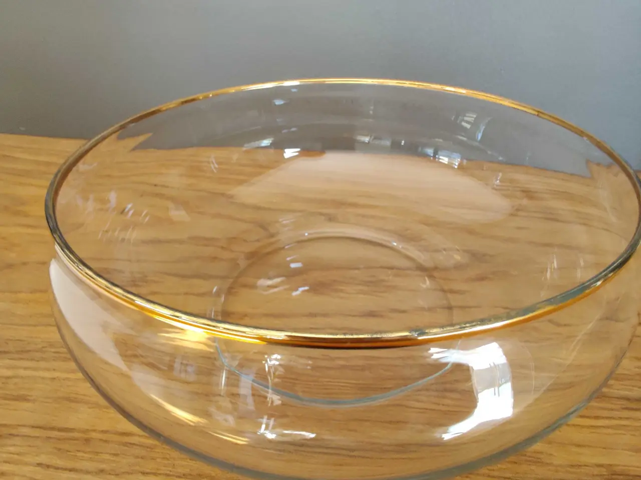 Billede 1 - Glas skål med guldkant