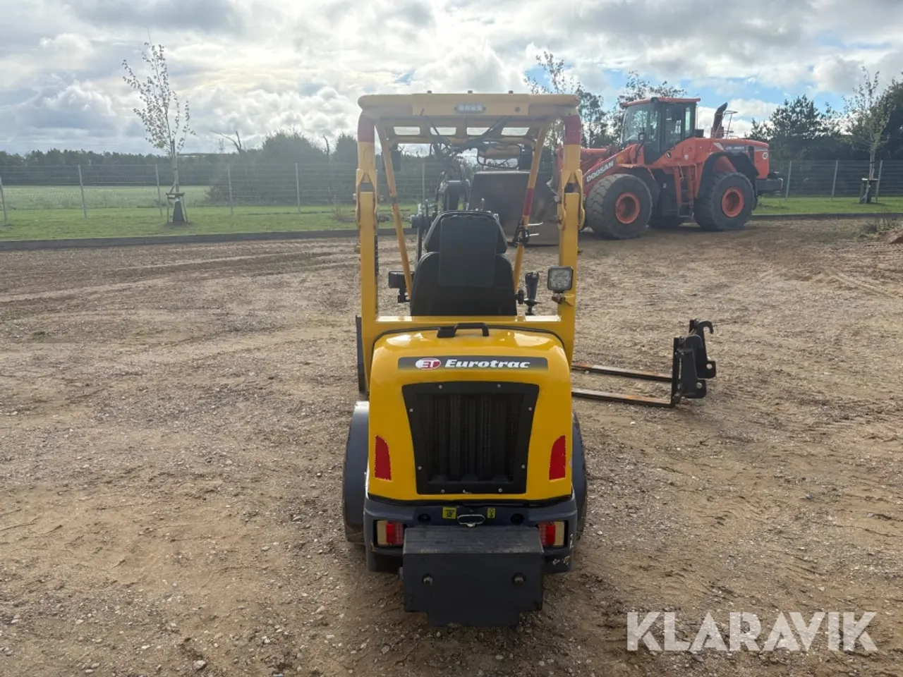 Billede 4 - Minilæsser Eurotrac 810/W11 + tilbehør