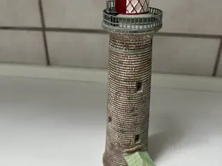 2 stk Trip Trap Fyrtårne forskellige.