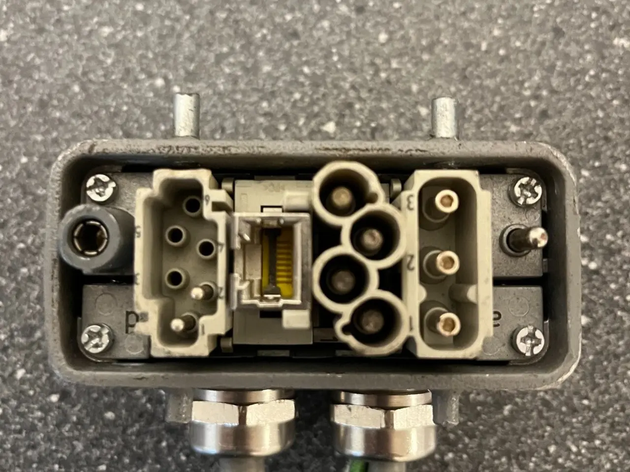 Billede 2 - Harting Han stik med blandet Power & Data Modules