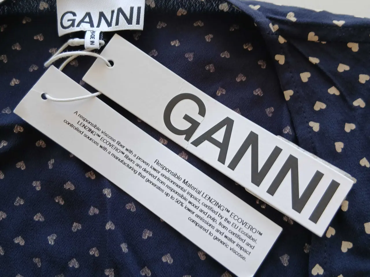 Billede 8 - Slå-om bluse. Ganni. XS/34