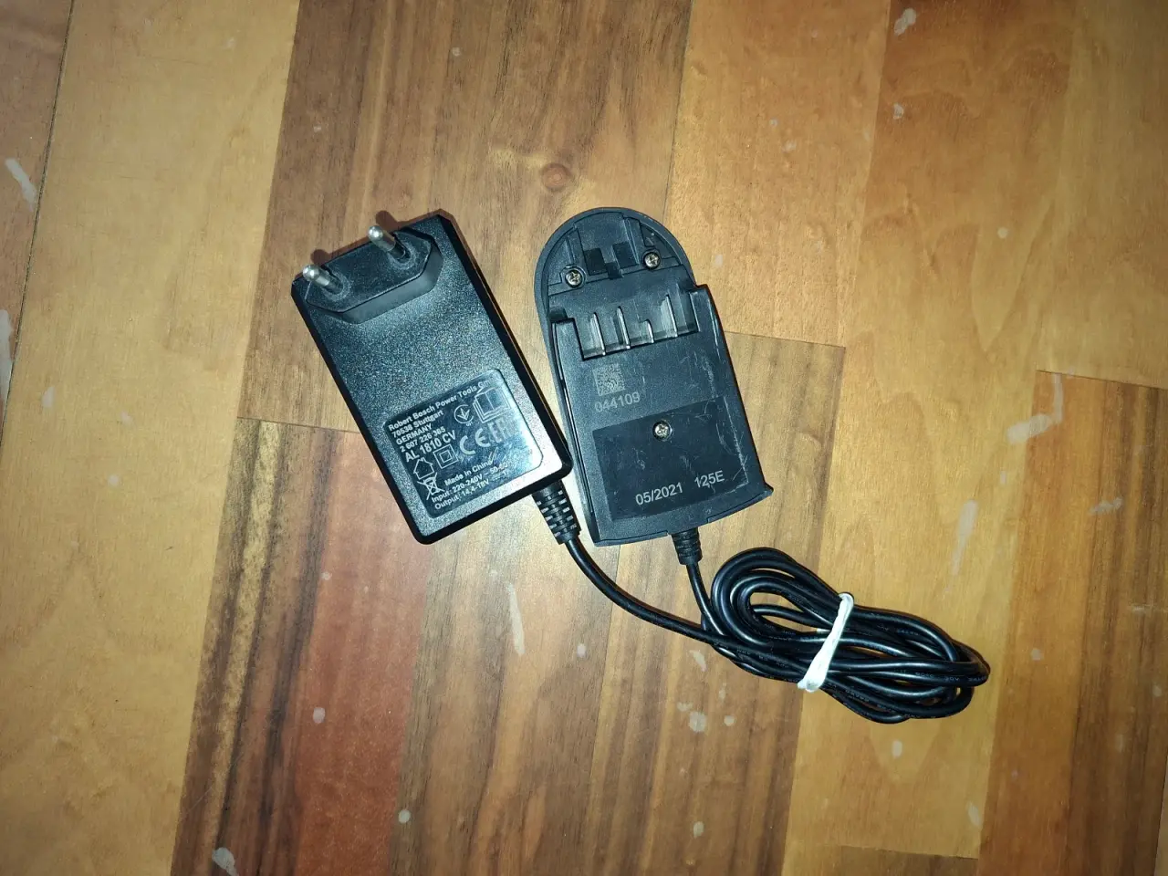 Billede 3 - Bosch 18v oplader