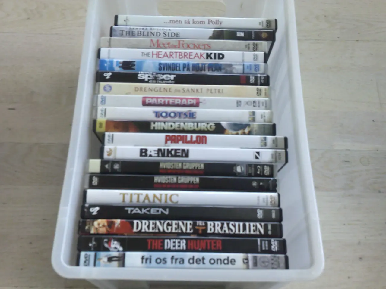 Billede 1 - 40 DVD  FORSKELLIGE 